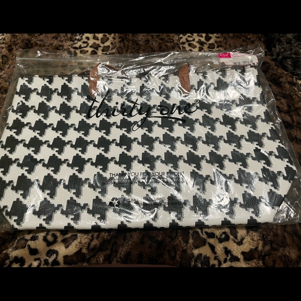 Oversized tote